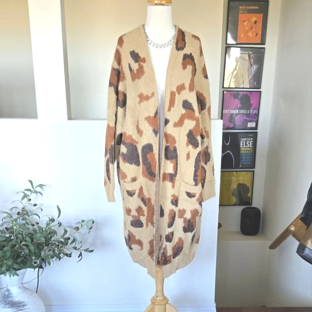 🏷️FN She's Been Spotted Cardigan Longline Pockets Animal Print XL - Picture 3 of 15